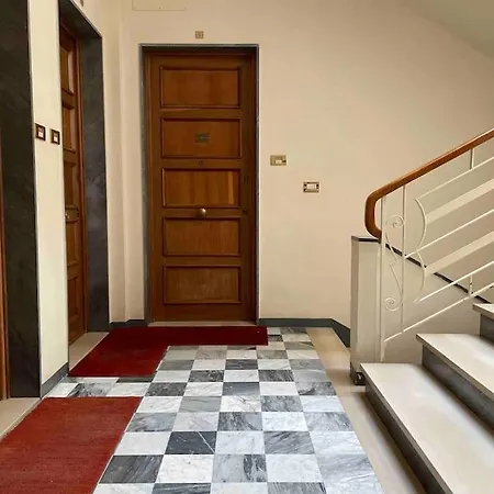 - Apt. Vicino Al Casino * San Remo